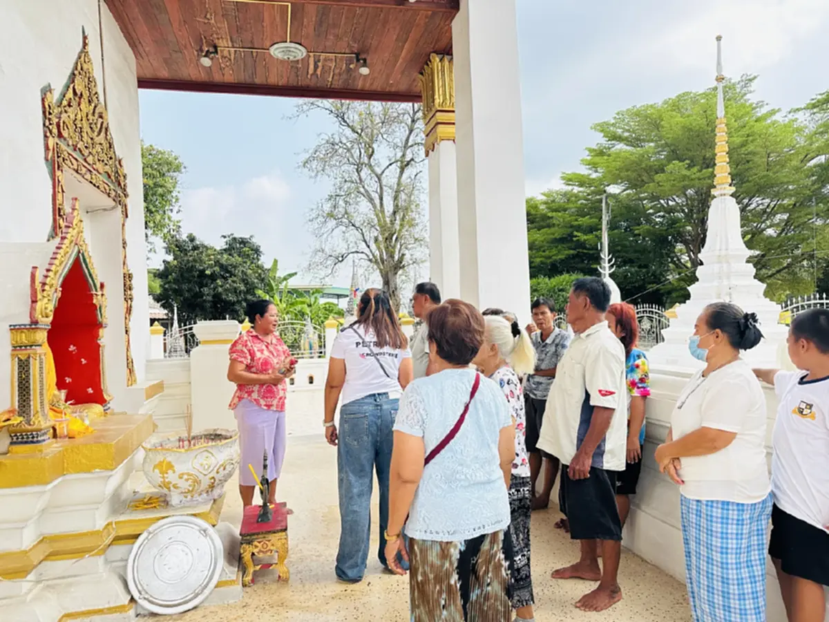 ตั้งรักษาการเจ้าอาวาสวัดสนามไชยชั่วคราว ชาวบ้านทำบุญวันพระ