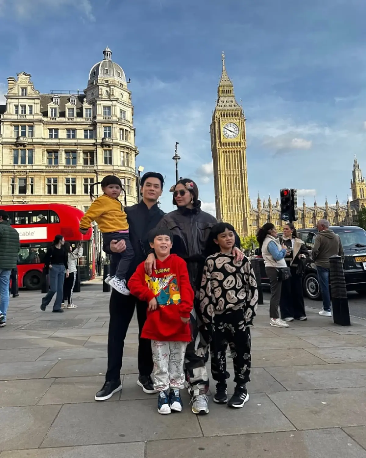 เอ็นดูหนักมาก ชมพู่ อารยา เอ ฮาร์เก็ต สอนลูก สายฟ้า ความหมาย “ลิเก”