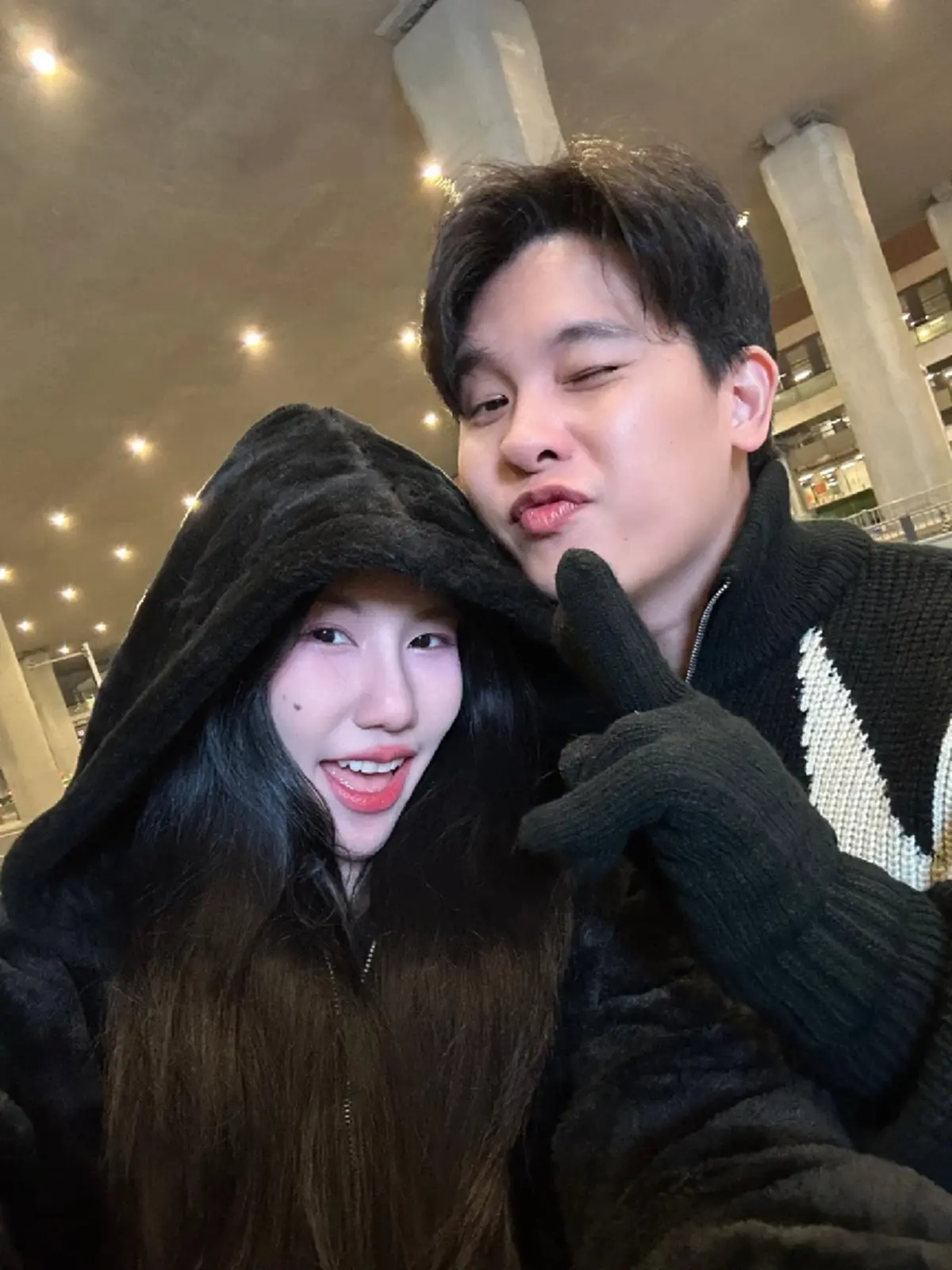 เดือดระอุ พลอย-เต็นท์ ไข่ขาวลูกแมร๊ 2 ฝั่งซัดกันยับกลางโซเชียล