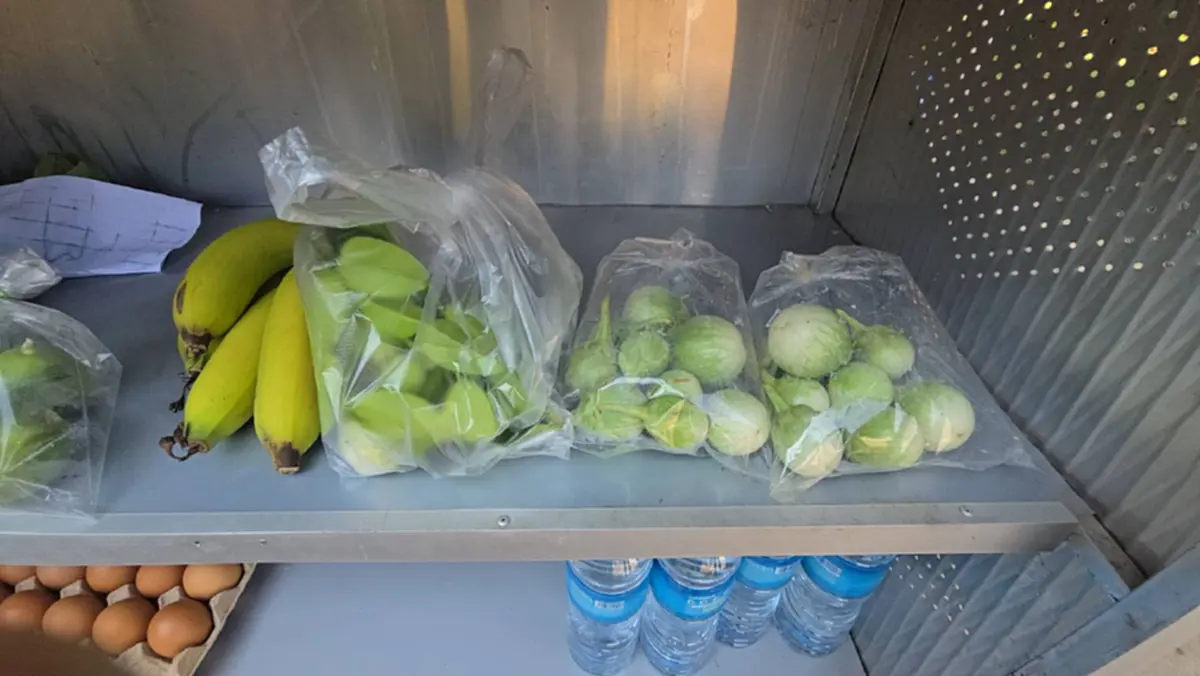 สกร.โคราชเปิด "ตู้ปันสุข" 25 ตำบล ช่วยชาวบ้านสู้ภัยน้ำมันแพง