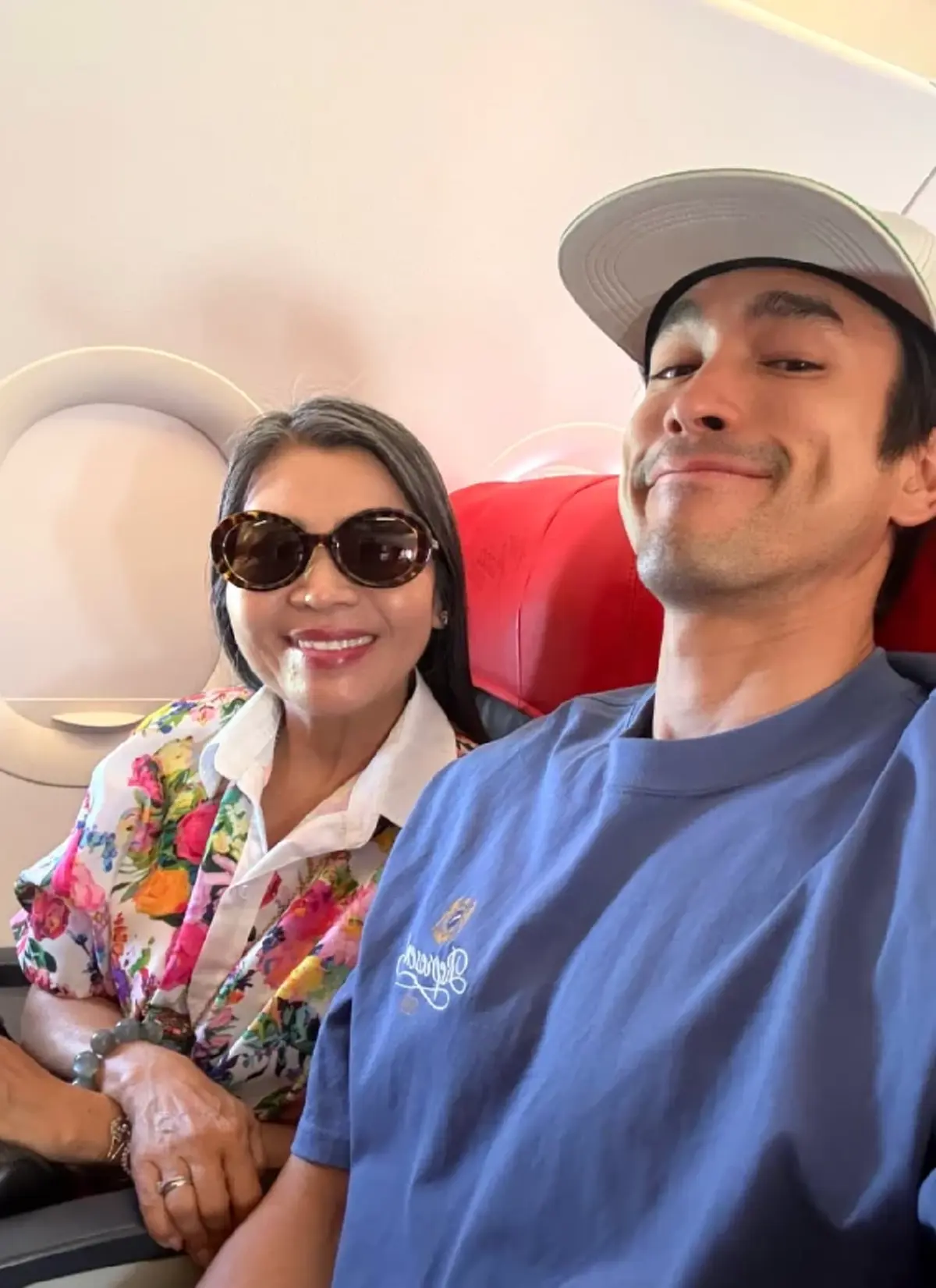 เพิ่งรู้ ณเดชน์ ไม่ใช่ลูกแท้ๆ แม่แก้ว เฉลยแม่บังเกิดเกล้าคือใคร?