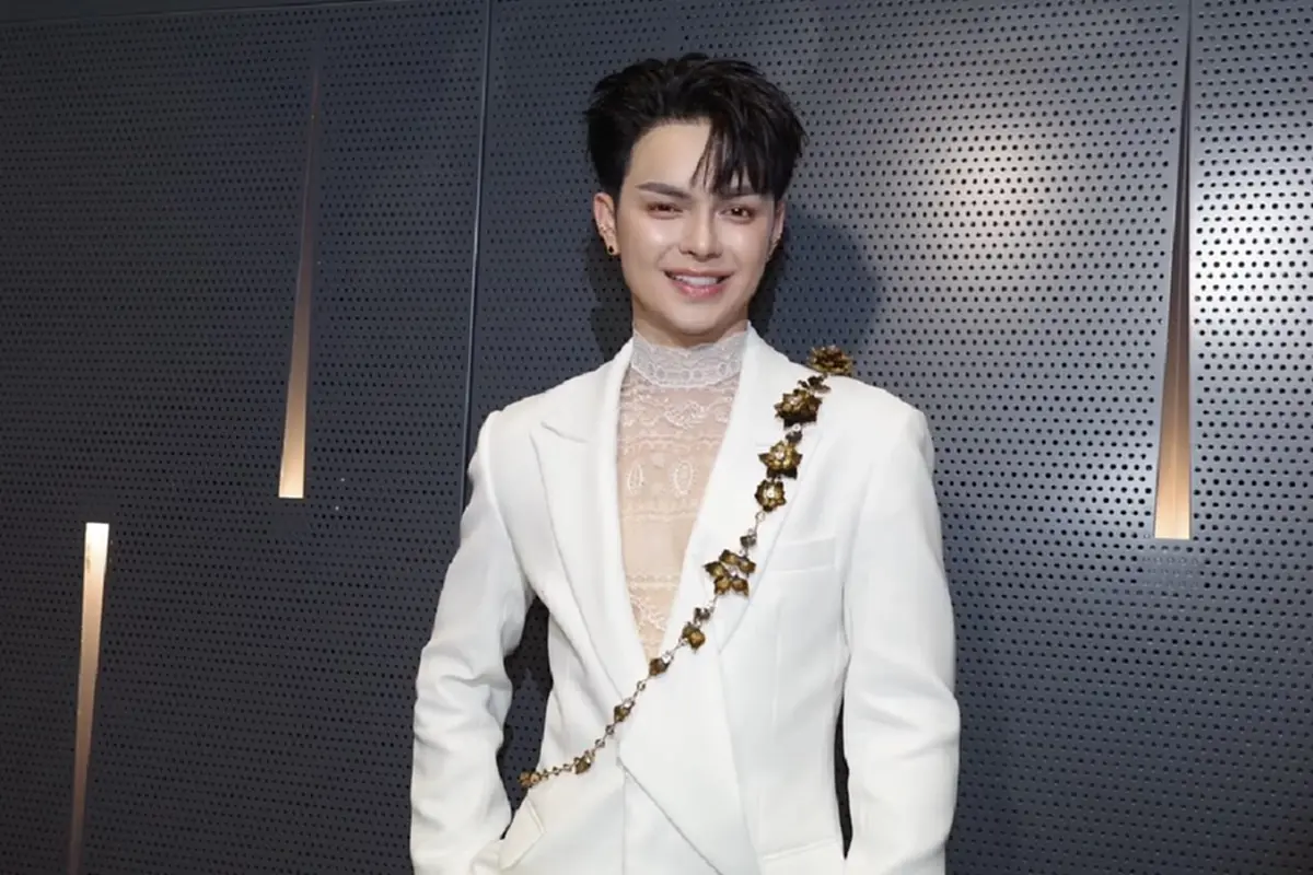 แห่ยินดี "แบงค์ ศรราม" โพสต์อวด ถูกหวยลอตเตอรี่พลัส  31 ใบ