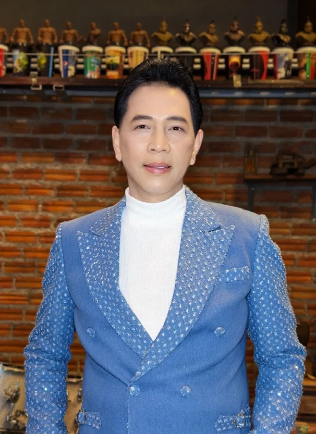 ฮือฮา สุรชาติ เผยโฉมหลานสาว ตัวจริงหนึ่งเดียวของสมบัติเจริญ