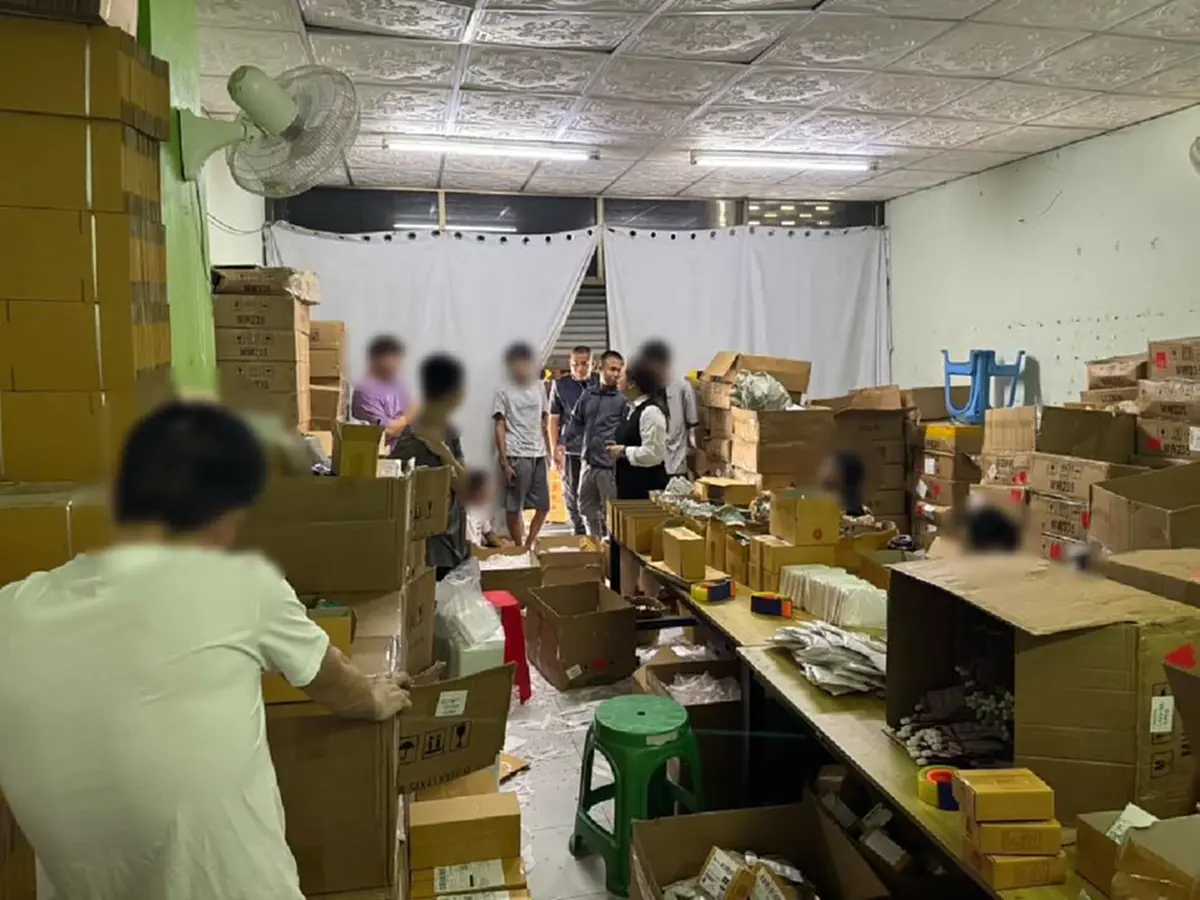 บุกทลาย ครีมซองเถื่อน จีนจ้าง ไทยแพ็ค ขายเกลื่อนออนไลน์