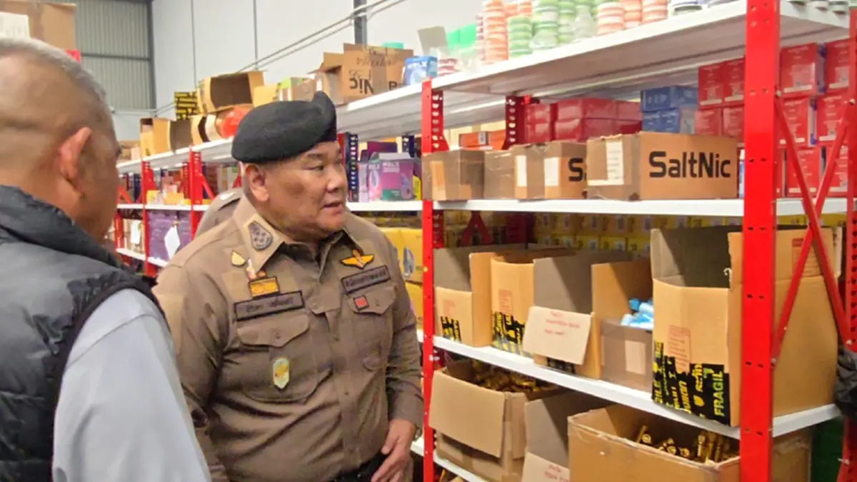 บุกยึดบุหรี่ไฟฟ้าแพรกษา 200 ล้าน! ล็อตใหญ่สุดจ่ออายัดทรัพย์