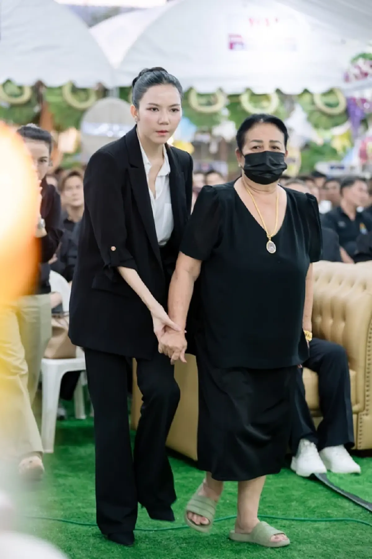 ยกย่องหัวใจ "จ๊ะ นงผณี"  พูดถึงคู่กรณี หลังสูญเสียคุณพ่อ