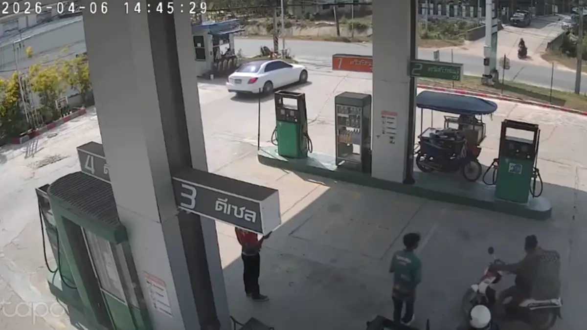 สาวขับเบนซ์หรูเติมน้ำมันแล้วชิ่ง! พนักงานวอนกลับมารับผิดชอบ