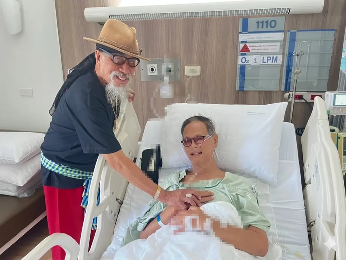 "ผู้กำกับดัง" ป่วยหนัก โรครุมเร้า "ถั่วแระ" รุดเยี่ยมถึงเตียง