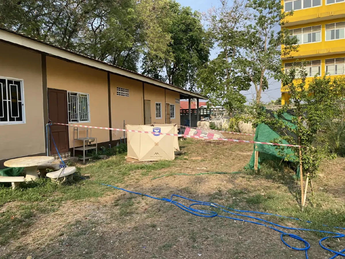 ป้าวัย 62 โรยตัวลงบ่อเกรอะช่วยสุนัขก่อนขาดอากาศดับสลด