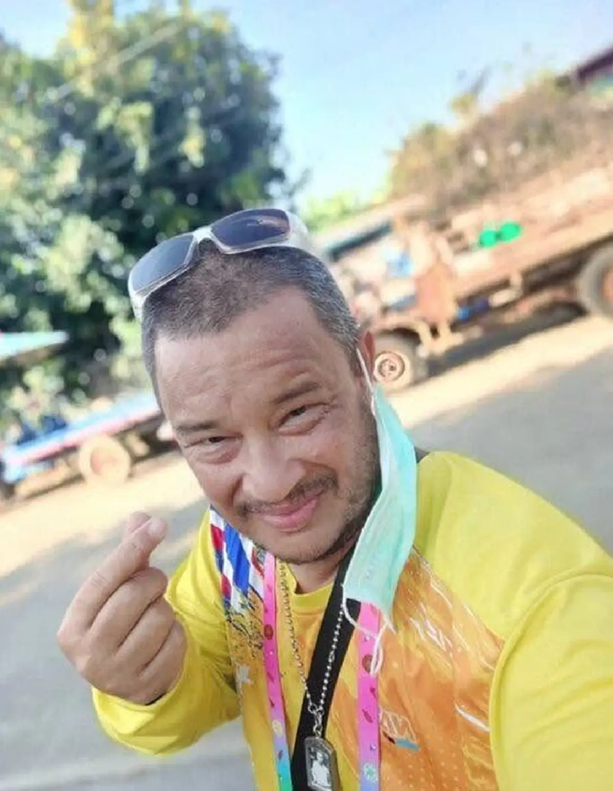 "เสนาลิง" เผยสาเหตุไม่ได้ไปงาน "แดนนี่ ศรีภิญโญ" ทั้งที่สนิทกัน