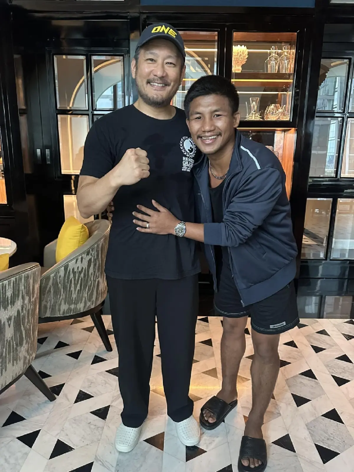 เปิดค่าตัว "รถถัง จิตรเมืองนนท์" แต่ละไฟต์ไม่ใช่อย่างที่คิด!