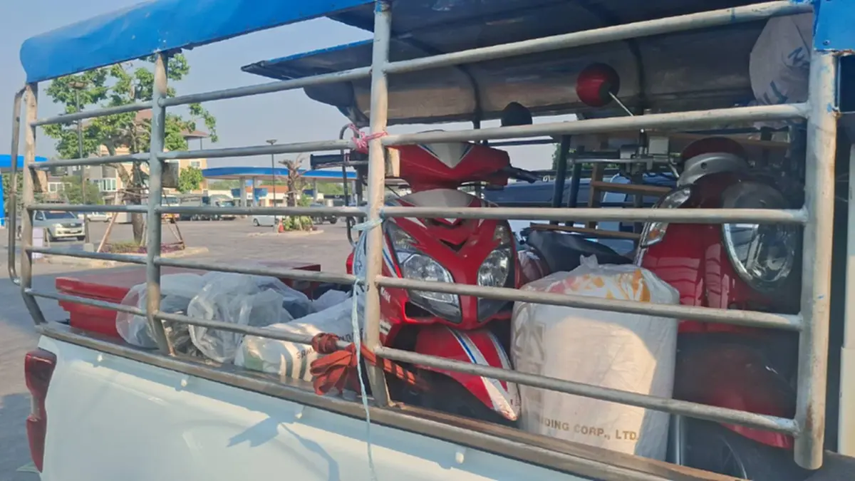 ถนนมิตรภาพเริ่มแน่น! คนแห่กลับบ้านสงกรานต์ บขส.โคราชคึกคัก