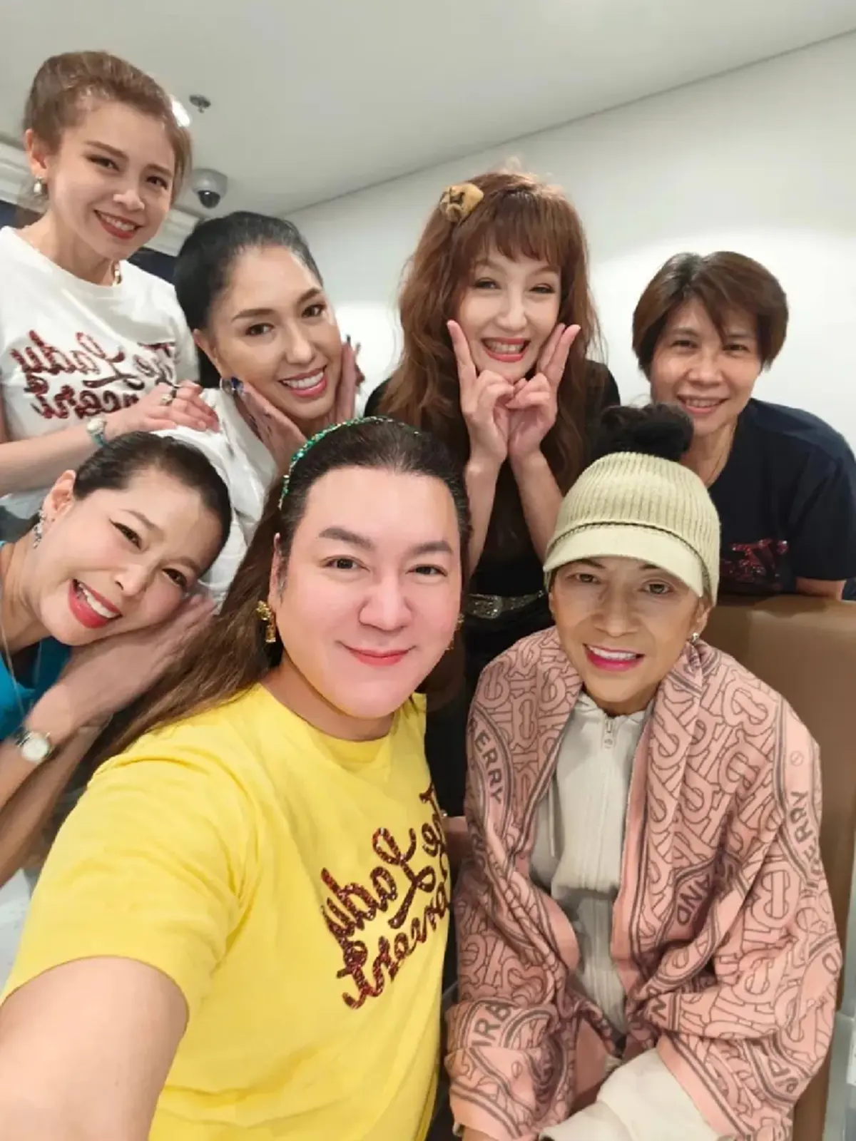 เปิดภาพล่าสุด "แอน อังคณา" ทำคีโม สู้มะเร็ง คนบันเทิงแห่เคียงข้าง