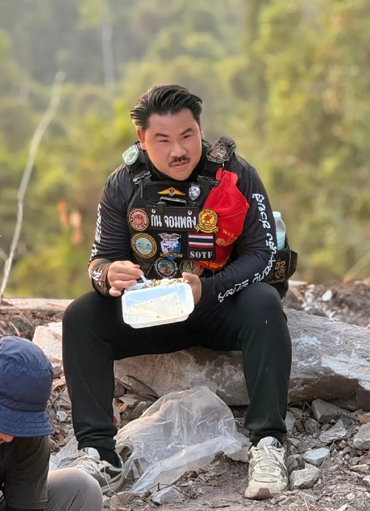 กัน จอมพลัง ช่วยเหลือ ทหารเกณฑ์ ถูกลงโทษโหด แผลพุพองเต็มตัว