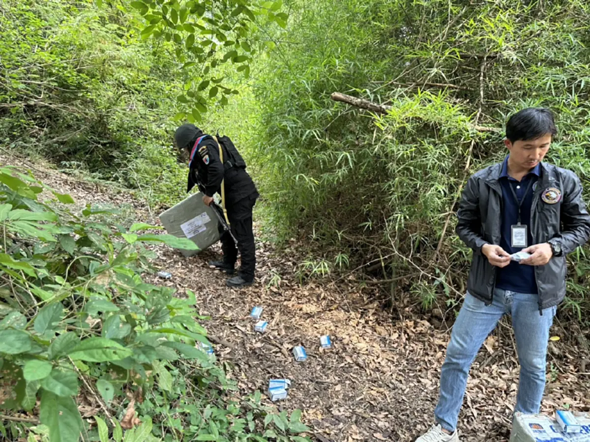 สกัดล็อตใหญ่ชายแดน ยึด "ยาเสียสาว" เกือบ 1 แสนเม็ด ลอบขนจากกัมพูชา