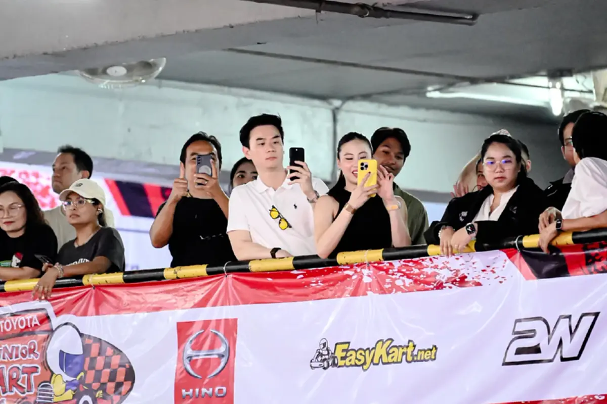 พายุ   คว้ารองแชมป์โกคาร์ท น็อต วิศรุต รังษีสิงห์พิพัฒน์ ปลื้มหนัก