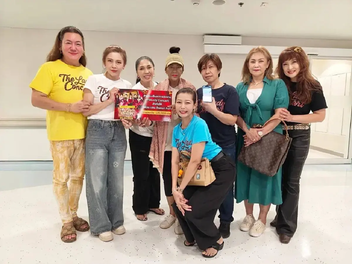 แอน อังคณา ทิมดี น้ำท่วมปอด ย้าย รพ.ด่วน เพื่อนแห่ให้กำลังใจ