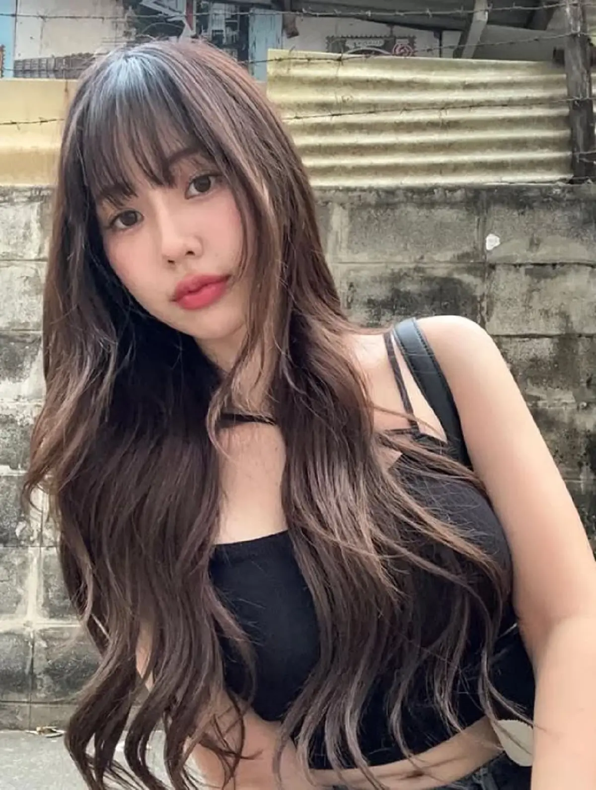 อินฟลูฯดังโดนแอบถ่ายกลางสยาม หดหู่ พอจับได้พ่อหนีทิ้งลูกยืนงง