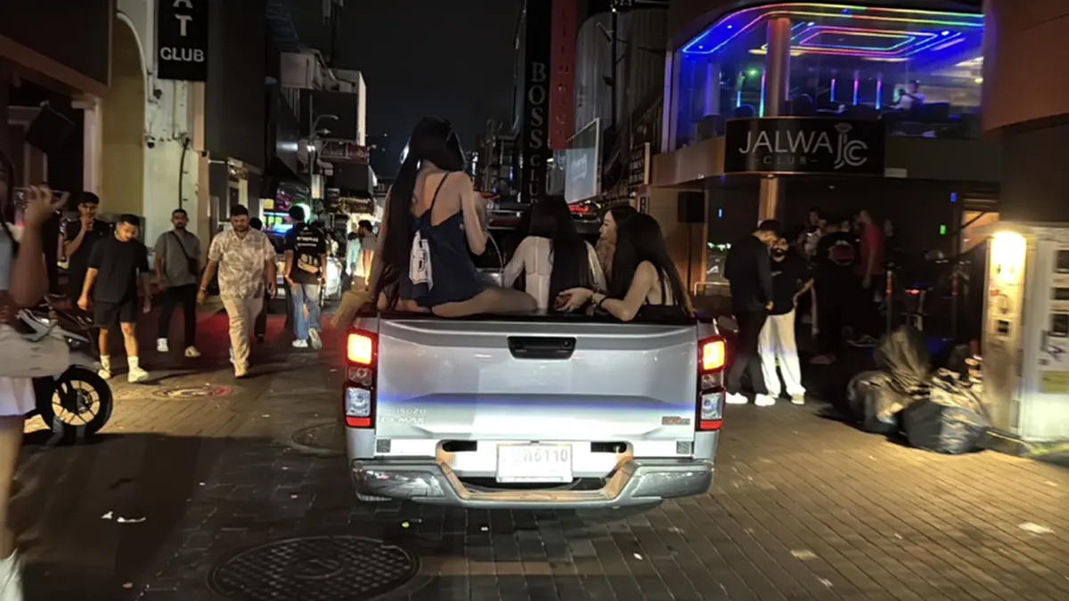 บุกกวาดล้างวอล์คกิ้งสตรีท! ตำรวจพัทยาผนึกกำลังฝ่ายปกครอง