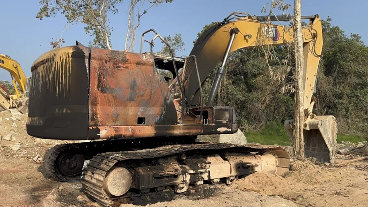 ป่วนนราฯ เผาเครื่องจักรวอด 6 ล้าน เชื่อสร้างสถานการณ์รับนายกฯ