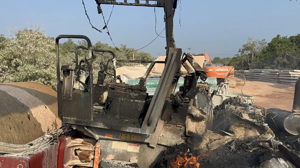 ป่วนนราฯ เผาเครื่องจักรวอด 6 ล้าน เชื่อสร้างสถานการณ์รับนายกฯ