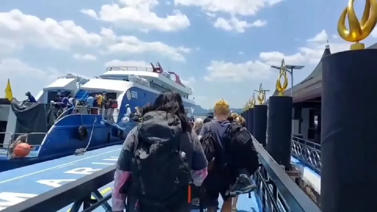 เรือโดยสารกระบี่-พีพี ปรับขึ้นค่าตั๋ว 50 บาท หลังน้ำมันดีเซลพุ่ง