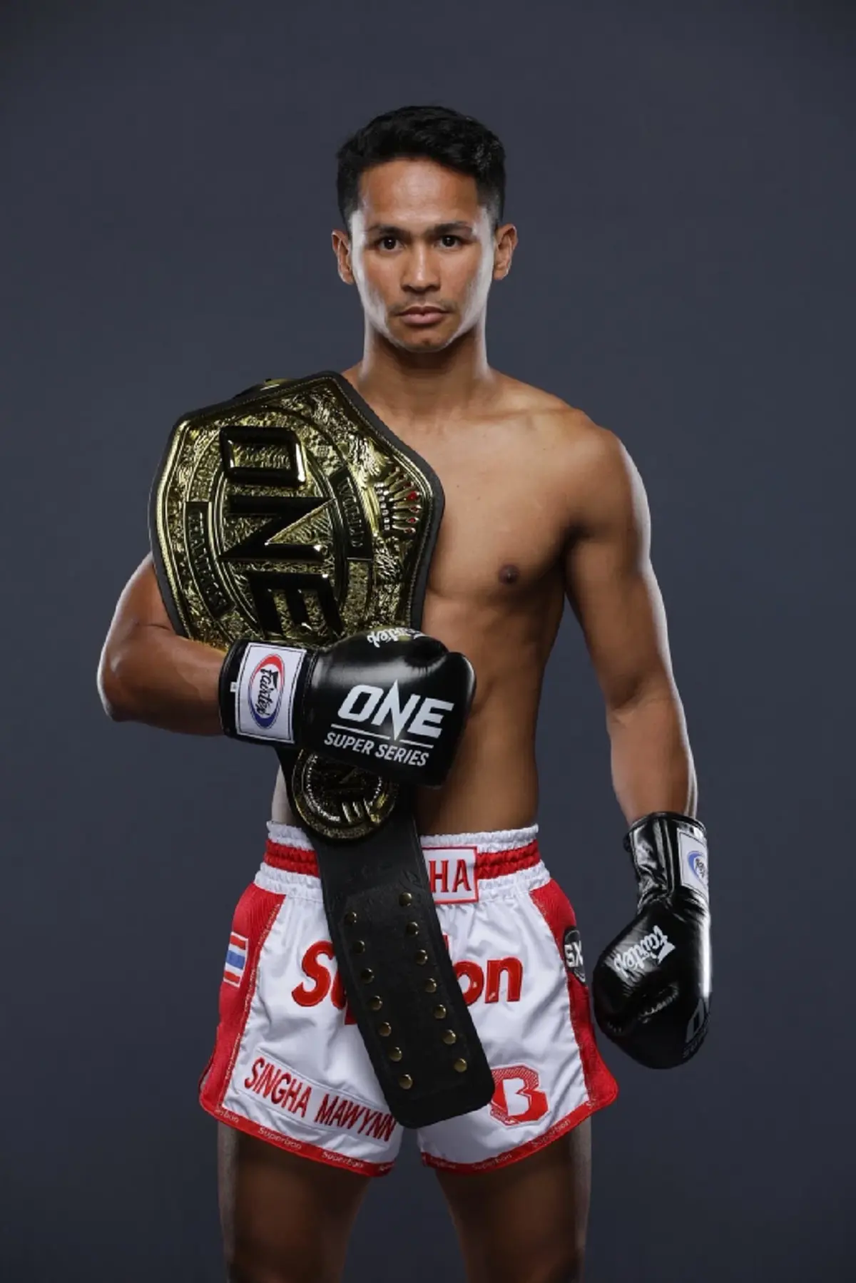 เอาหล่ะสิ "ซุปเปอร์บอน" โพสต์ล่าสุด หลัง โดนพาดพิงปมลายเซ็น