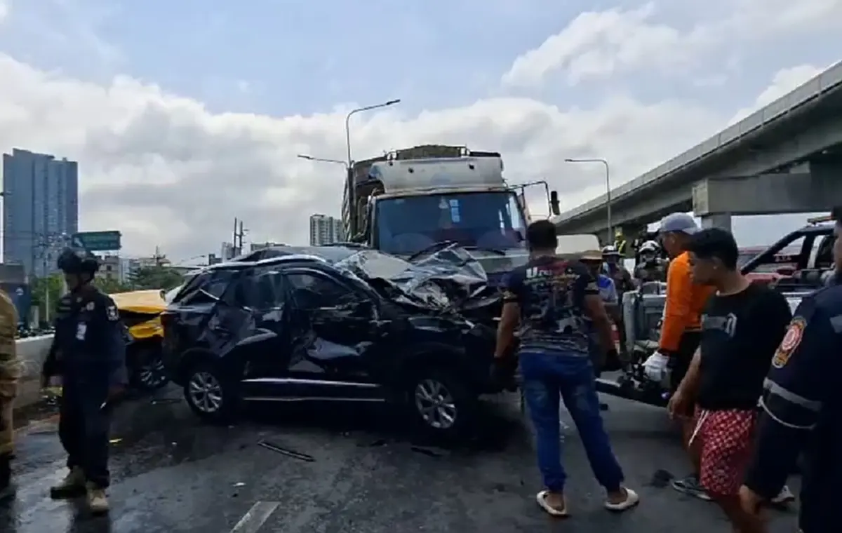 รายชื่อผู้เสียชีวิต-บาดเจ็บ รถ 10 ล้อชนยับ 7คันรวด ถนนราชพฤกษ์