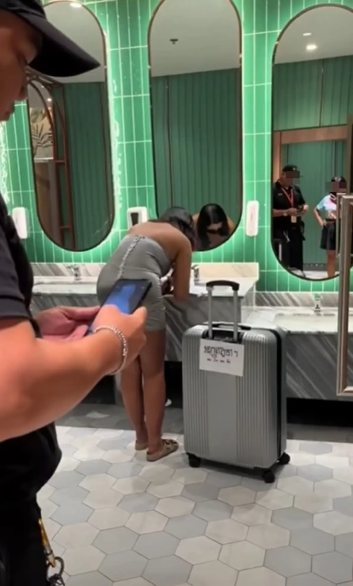 โอละพ่อ คดีพลิก สาวเขียนติดกระเป๋าด่าคนไทย ที่แท้ไม่ใช่เขมร