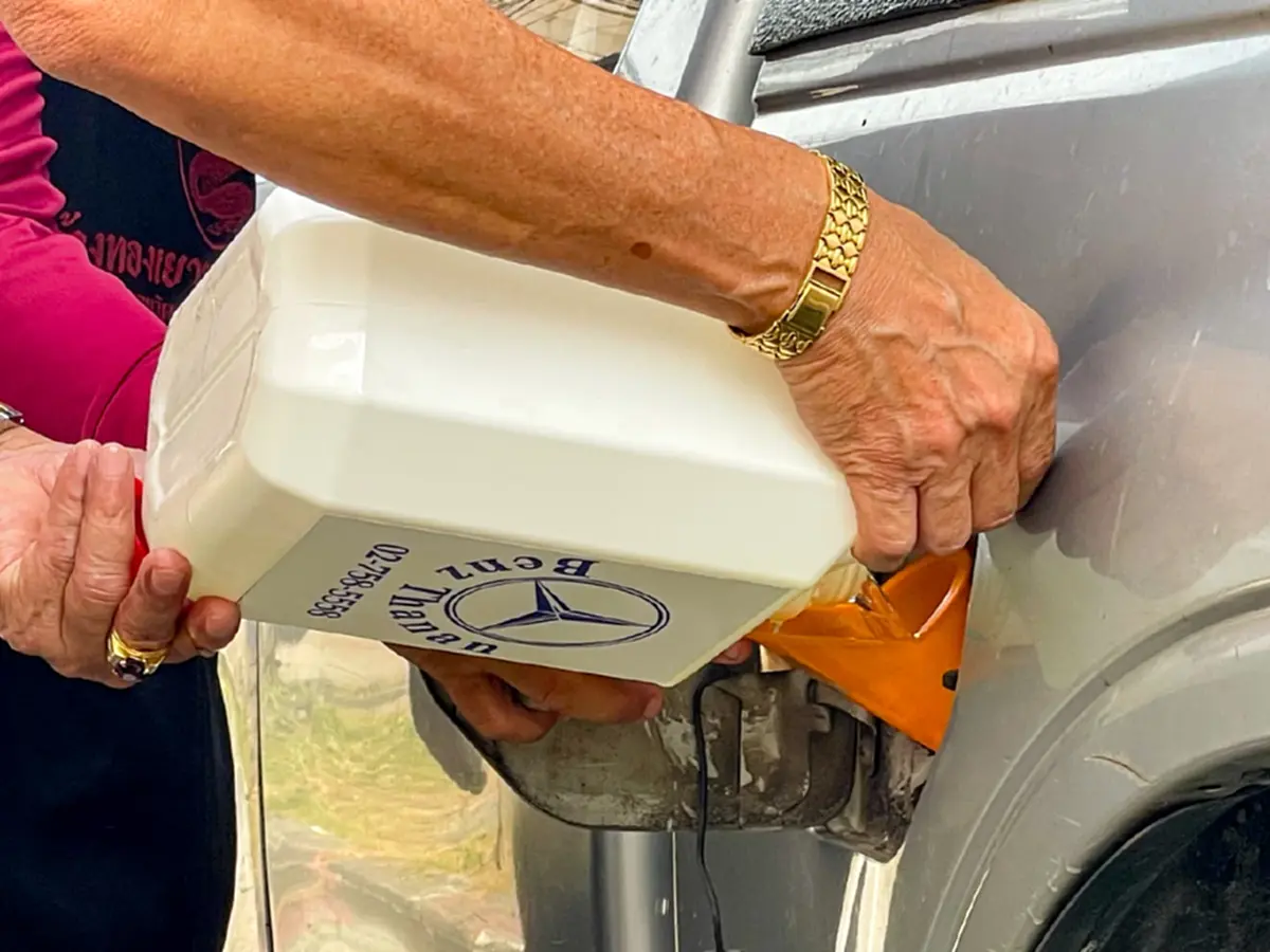 Doctor Car แจกน้ำมันดีเซลฟรี 400 ลิตร ช่วยรถพุ่มพวงสู้ราคาน้ำมัน