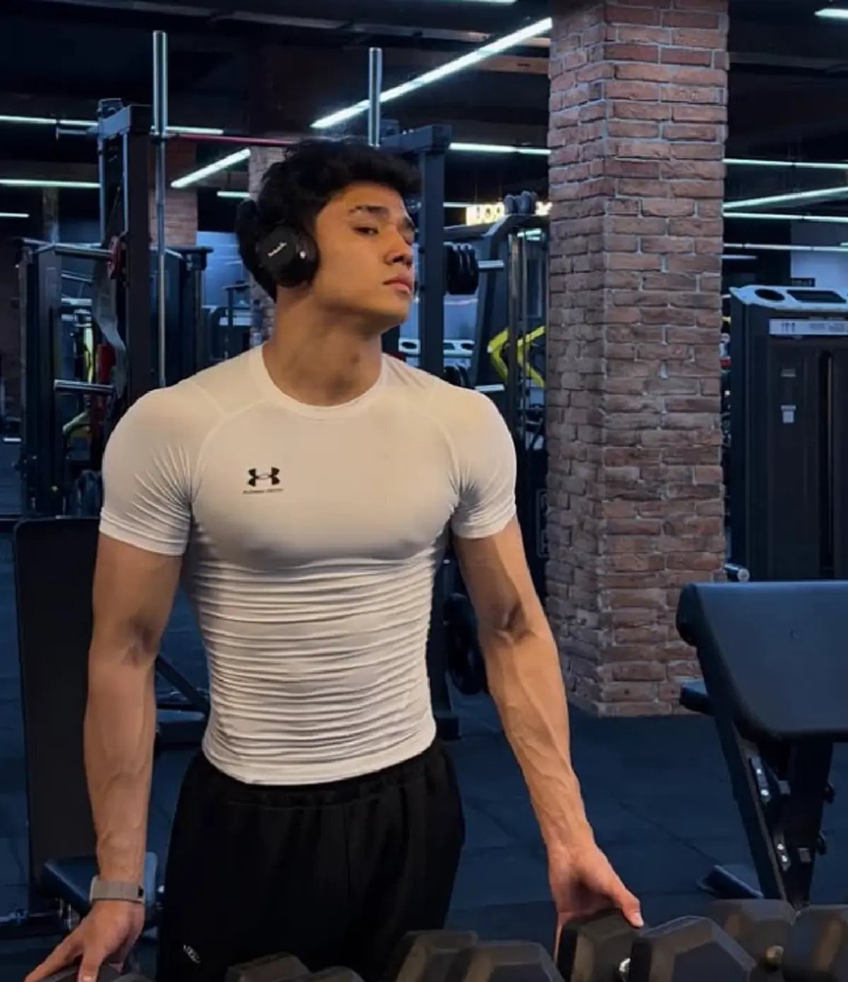 เปิดโปรไฟล์ไม่ธรรมดา หนุ่มข้างกาย "ลำไย ไหทองคำ" หลังถูกจับตา