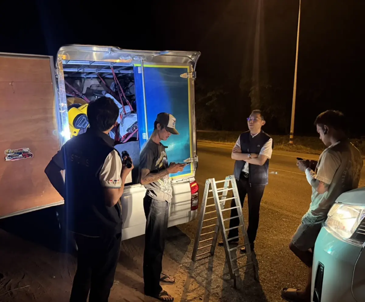 ศุลกากรสกัดกระบะตู้ทึบขน จยย. 30 คัน เตรียมส่งออกพรมแดน