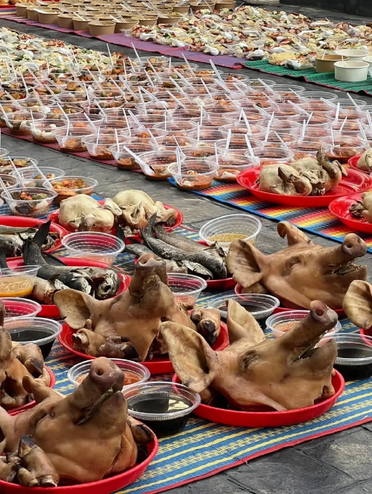 จูน กษมา ทำบุญ อุทิศส่วนบุญให้ศพไร้ญาติ เปิดเลขธูปให้เห็นชัดๆ