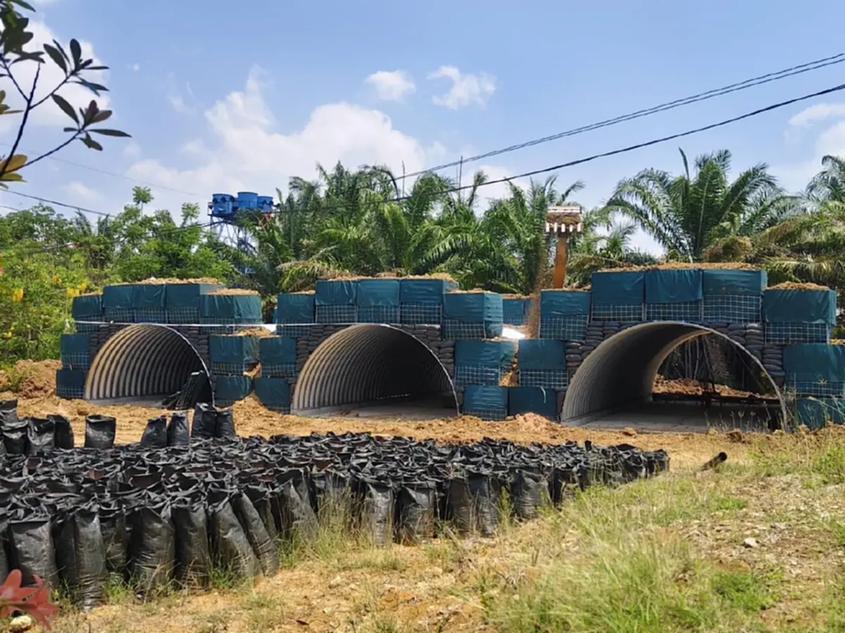 ทบ.เร่งเสริมความมั่นคงชายแดนไทย–กัมพูชา สร้างหลุมหลบภัย