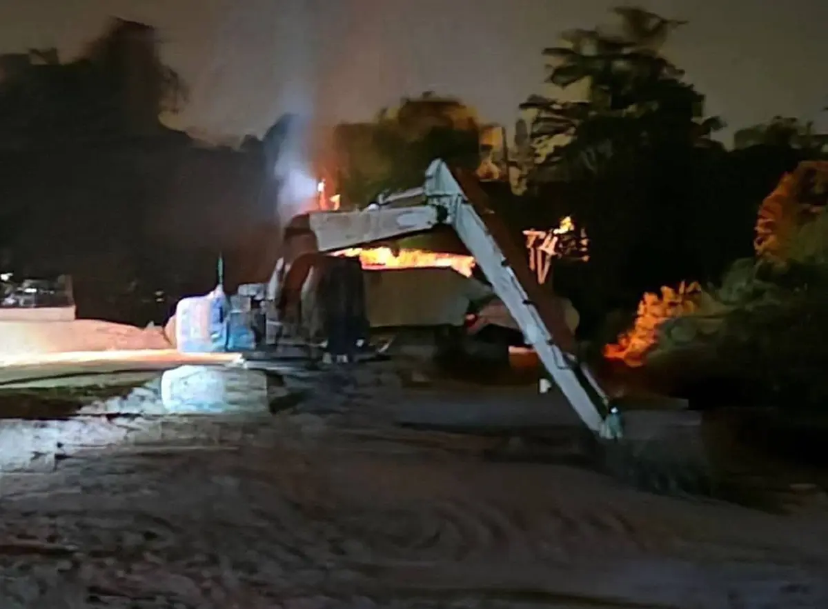 ป่วนนราฯ เผาเครื่องจักรวอด 6 ล้าน เชื่อสร้างสถานการณ์รับนายกฯ