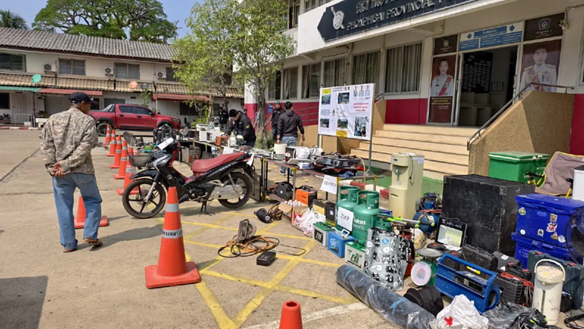 รวบจอมโจรลักทุกอย่างยันซอสพริก! ผงะโกดังของกลาง 80 รายการ