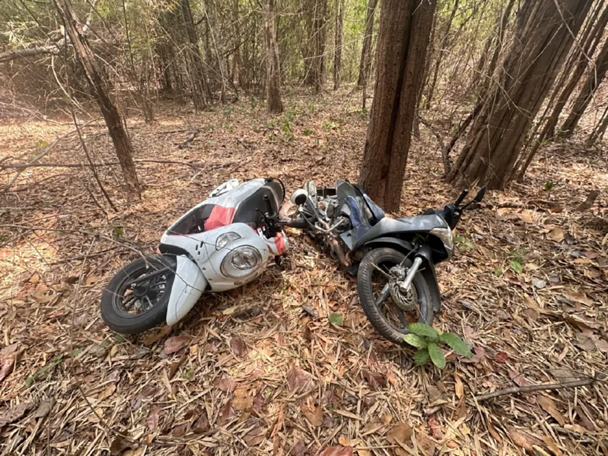 ทหารตาพระยาสกัดยึด จยย. เตรียมส่งออกเขมร คนร้ายทิ้งรถหนี