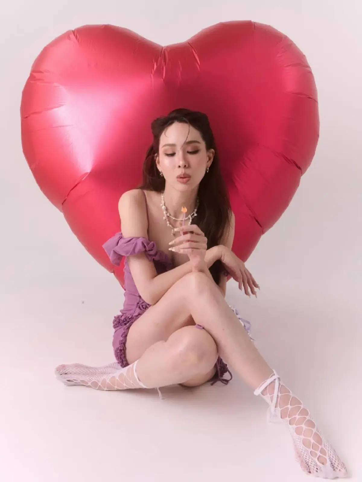 หน้าเด็กตะลึง “นุ้ย สุจิรา” ฉลองวันเกิด ลุคสวยฉ่ำจนทายอายุไม่ถูก