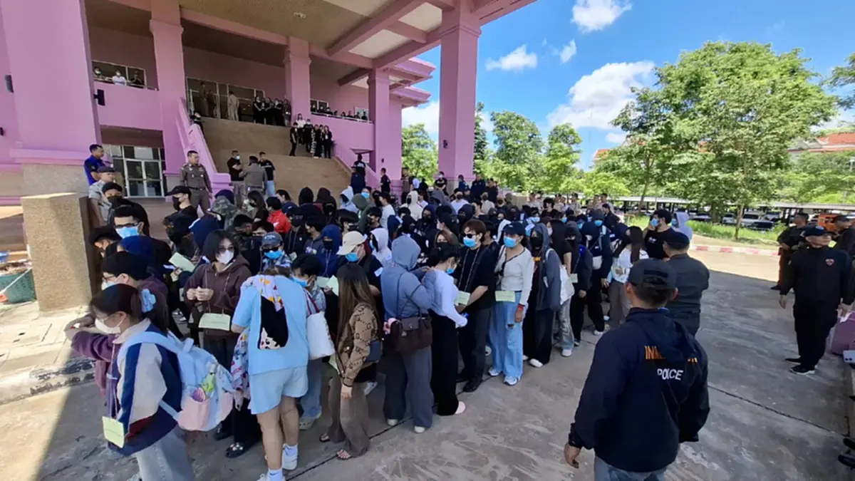 ตะลึงมีแต่วัยรุ่น! ลาวส่งคืน 106 คนไทยเอี่ยวแก๊งสแกมเมอร์
