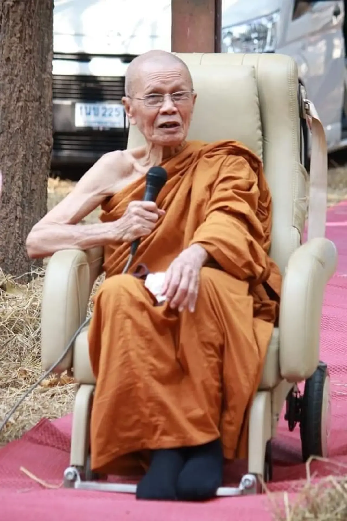อาลัย สิ้นพระเกจิดัง หลวงปู่สมบุญ ปริปุณณสีโล ละสังขารอย่างสงบ