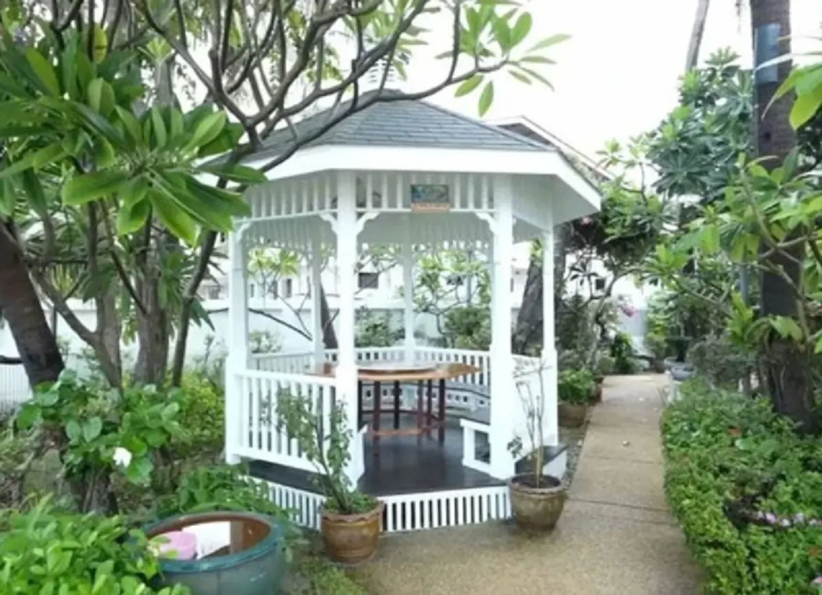 เปิดมรดกพันล้าน ​ทราย สก๊อต บ้านหรูริมหาด ที่คุณตาเซ็นมอบให้