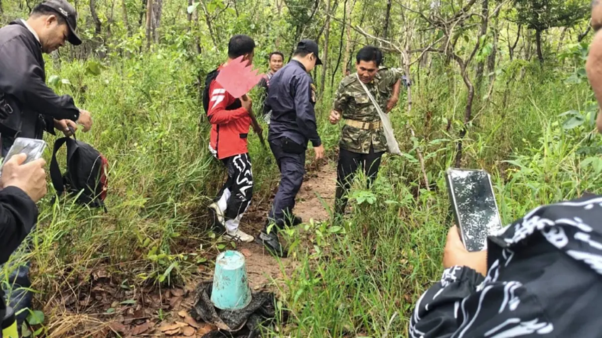 ลุยรื้อหลุมดักอึ่งในป่าสงวนฯ หวั่นจับหนักจนสัตว์สูญพันธุ์!