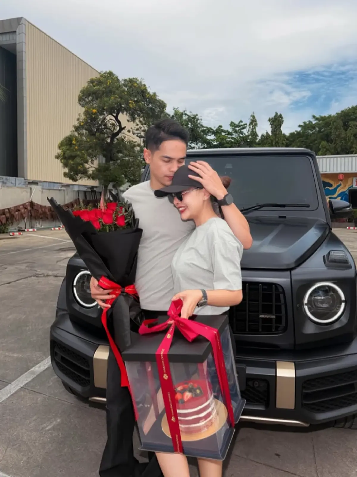 "เจนนี่" อวดเพชรเม็ดโต ฉลองรัก 5 ปี  ลั่นชีวิตดีขึ้นเพราะสามี