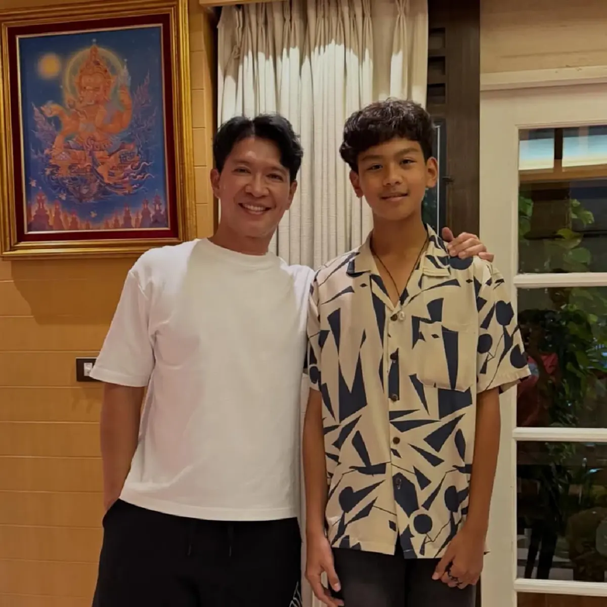 "หนุ่ม คงกะพัน" อึ้ง ลูกชาย "เมฆ วินัย" โตเป็นหนุ่ม สูงแซงลุงไปแล้ว