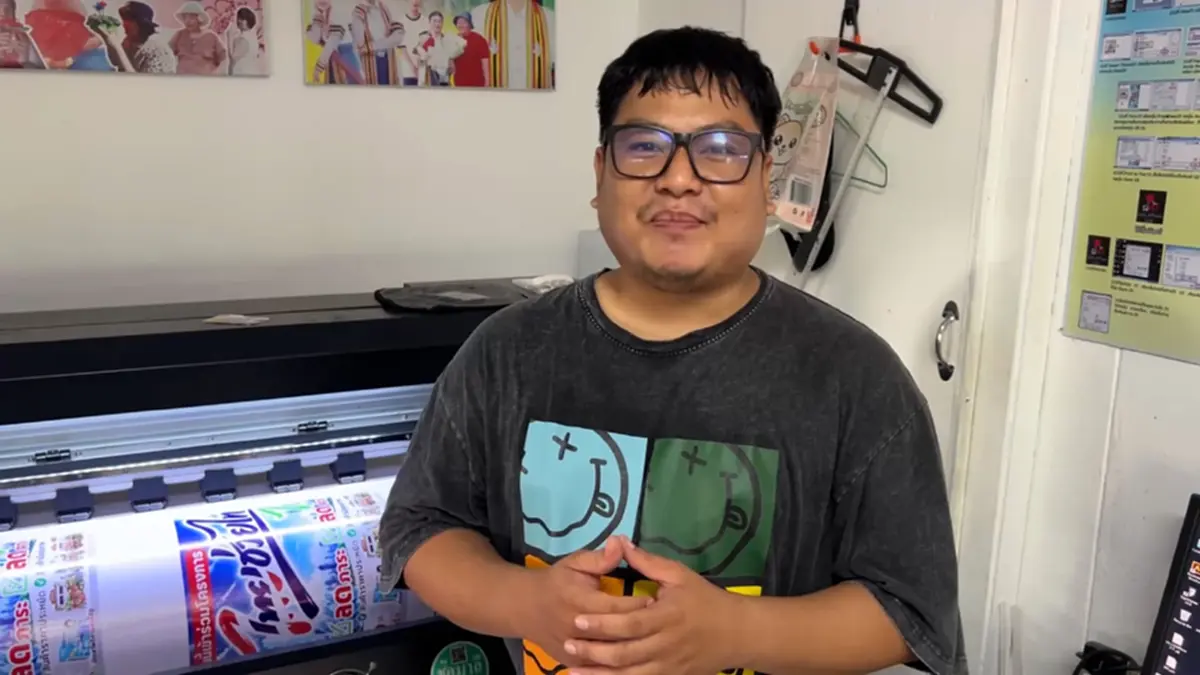 น้ำใจสู้เศรษฐกิจ! ร้านป้ายชัยนาทแจกฟรีป้าย "ไทยช่วยไทยพลัส"
