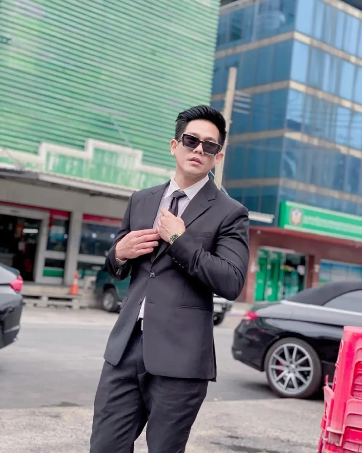 ไม่สะดุด อาร์ อาณัตพล  เคลียร์ชัดปมถอนหุ้น ย้ำการเงินยังแกร่ง  