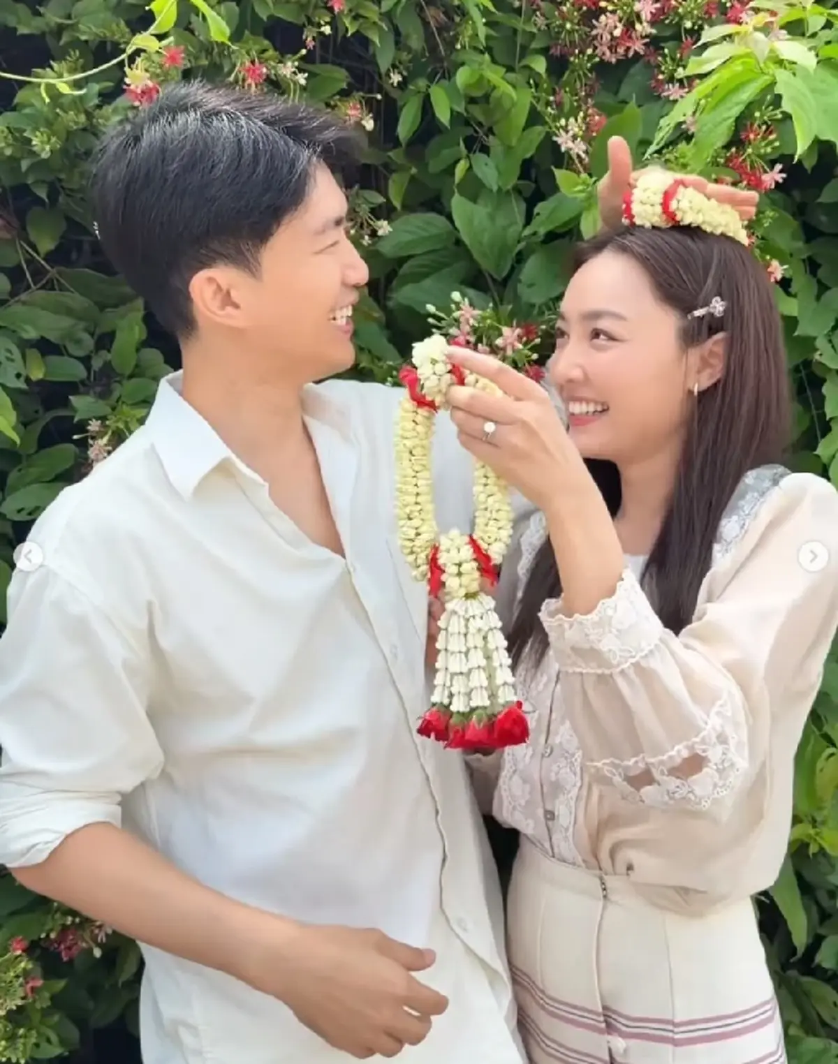 นักแสดงหนุ่ม ควงคุณแม่ มาสู่ขอแฟนสาว นางเอกดัง แล้ว