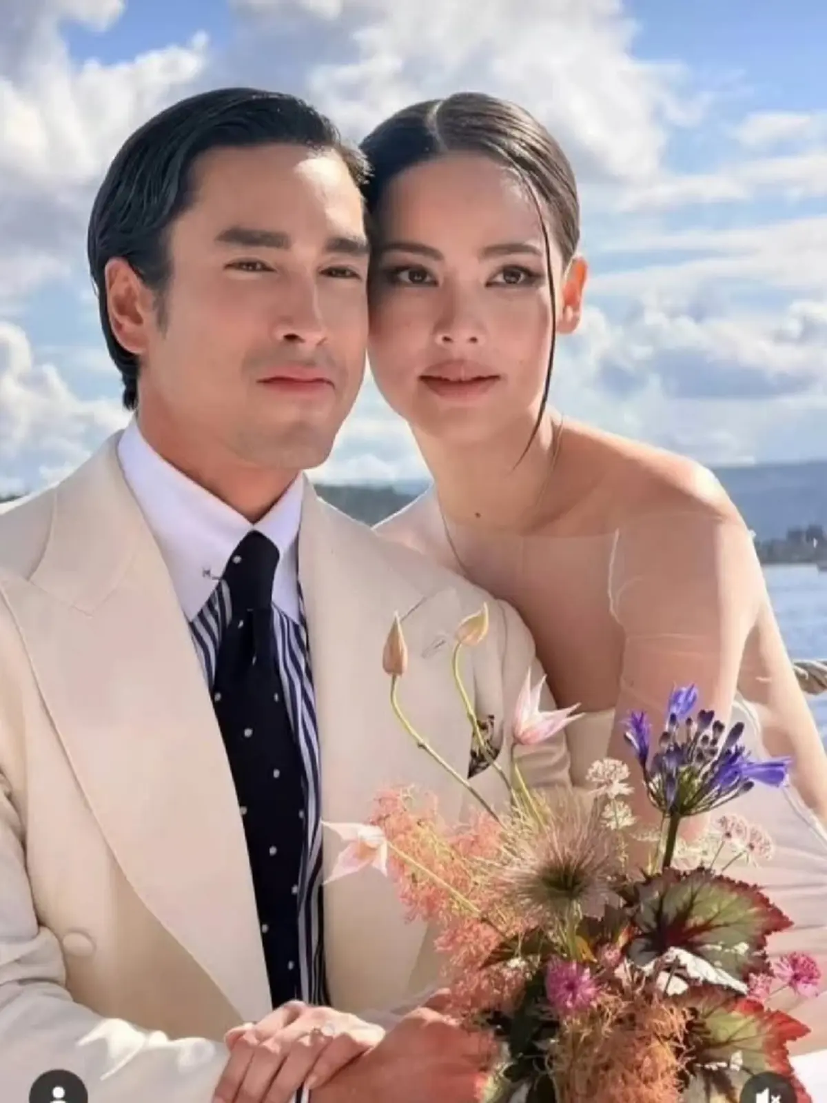 "ณเดชน์-ญาญ่า" ปรากฏตัวลุคบ่าวสาว  เข้าพิธีวิวาห์ที่นอร์เวย์