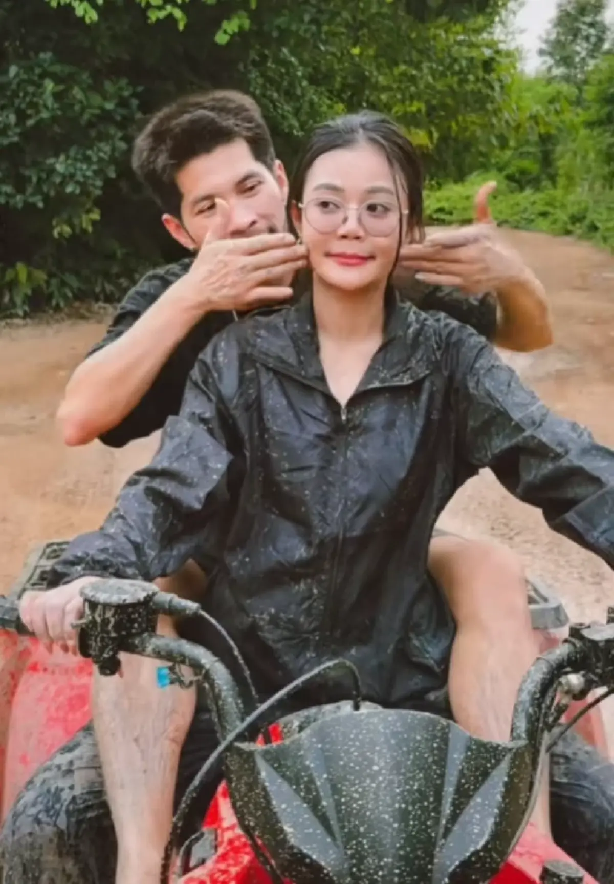 "ลำไย ไหทองคำ" ตอบกลับช่างบิ้วท์อินบอกยังเห็น ปุ้ย L.กฮ. มาที่บ้าน