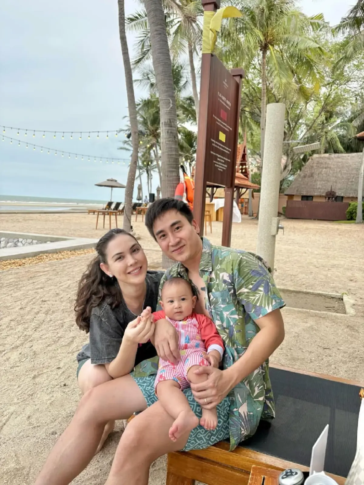 แมท ภีรนีย์ กระเตงลูกชาย เช็กอินเที่ยวหัวหิน เปิดทริปแรก 
